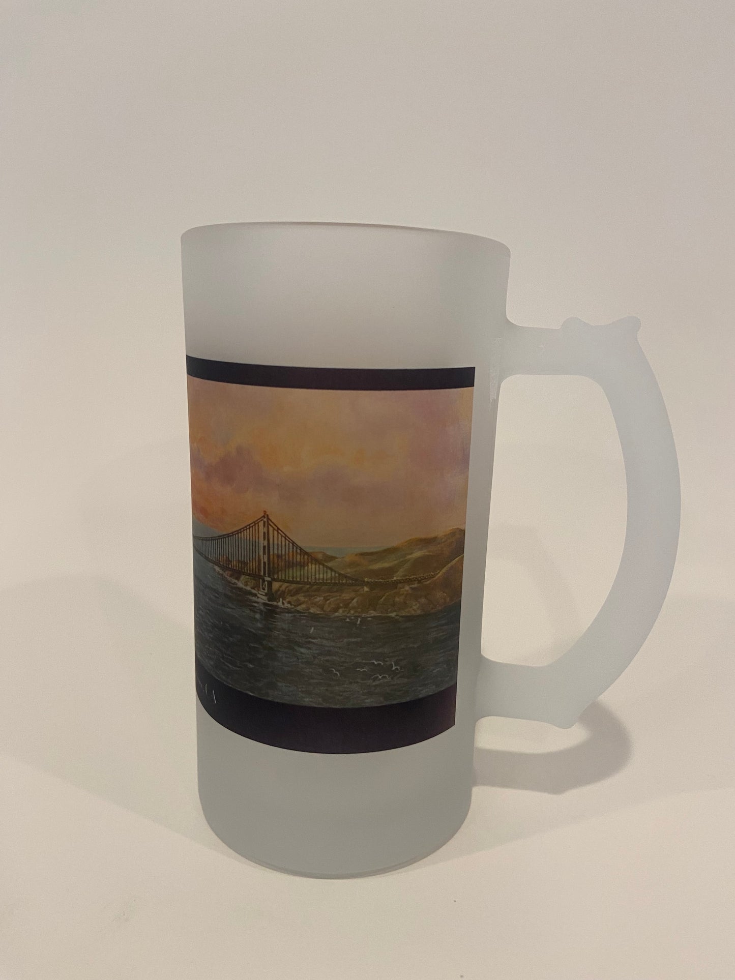 San Francisco's Golden Gate Bridge As A Colorful Frosted Glass Beer Mug