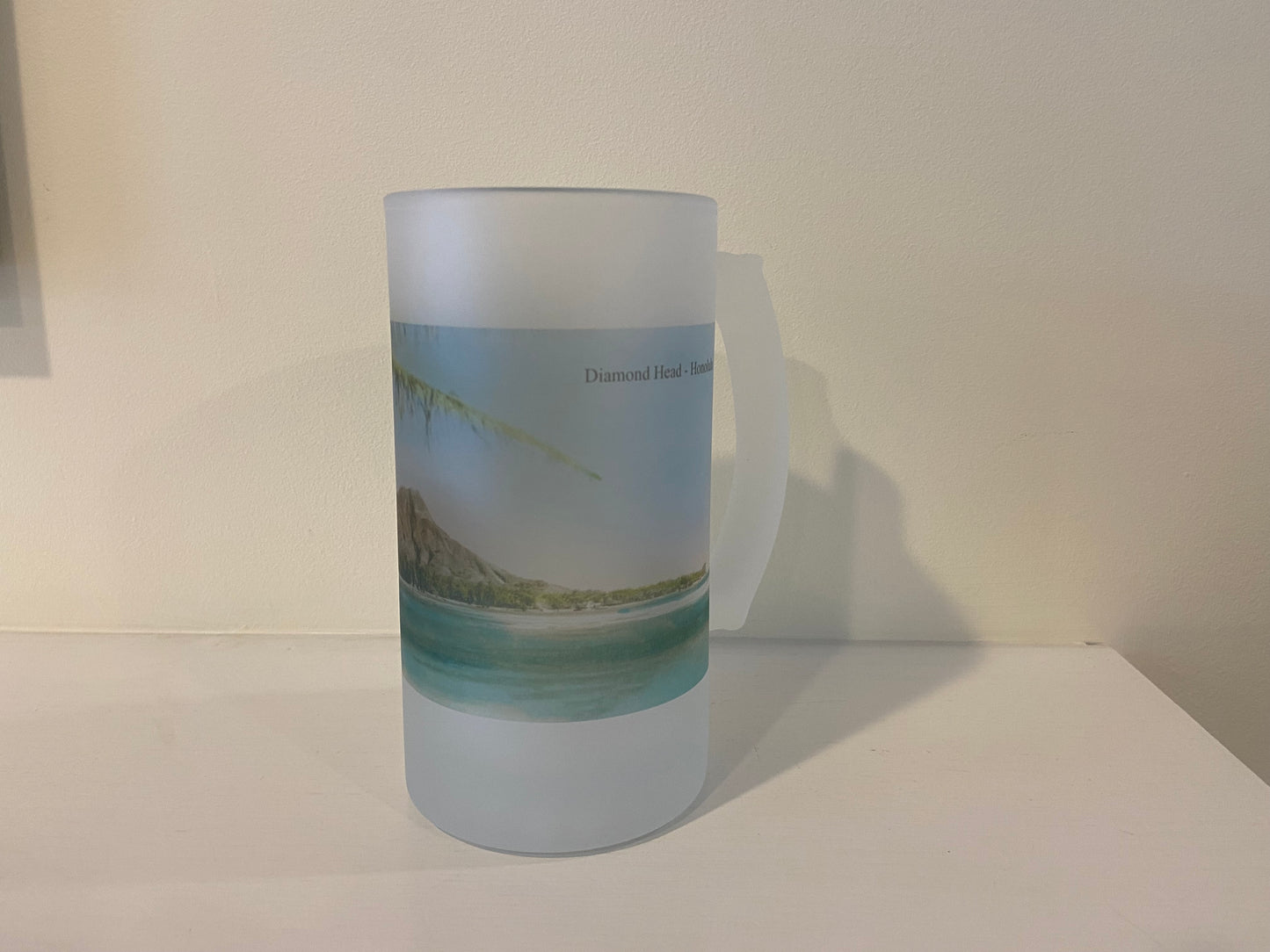 Colorful Frosted Glass Beer Mug Of Diamond Head In Honolulu, Hawaii - Circa 1925